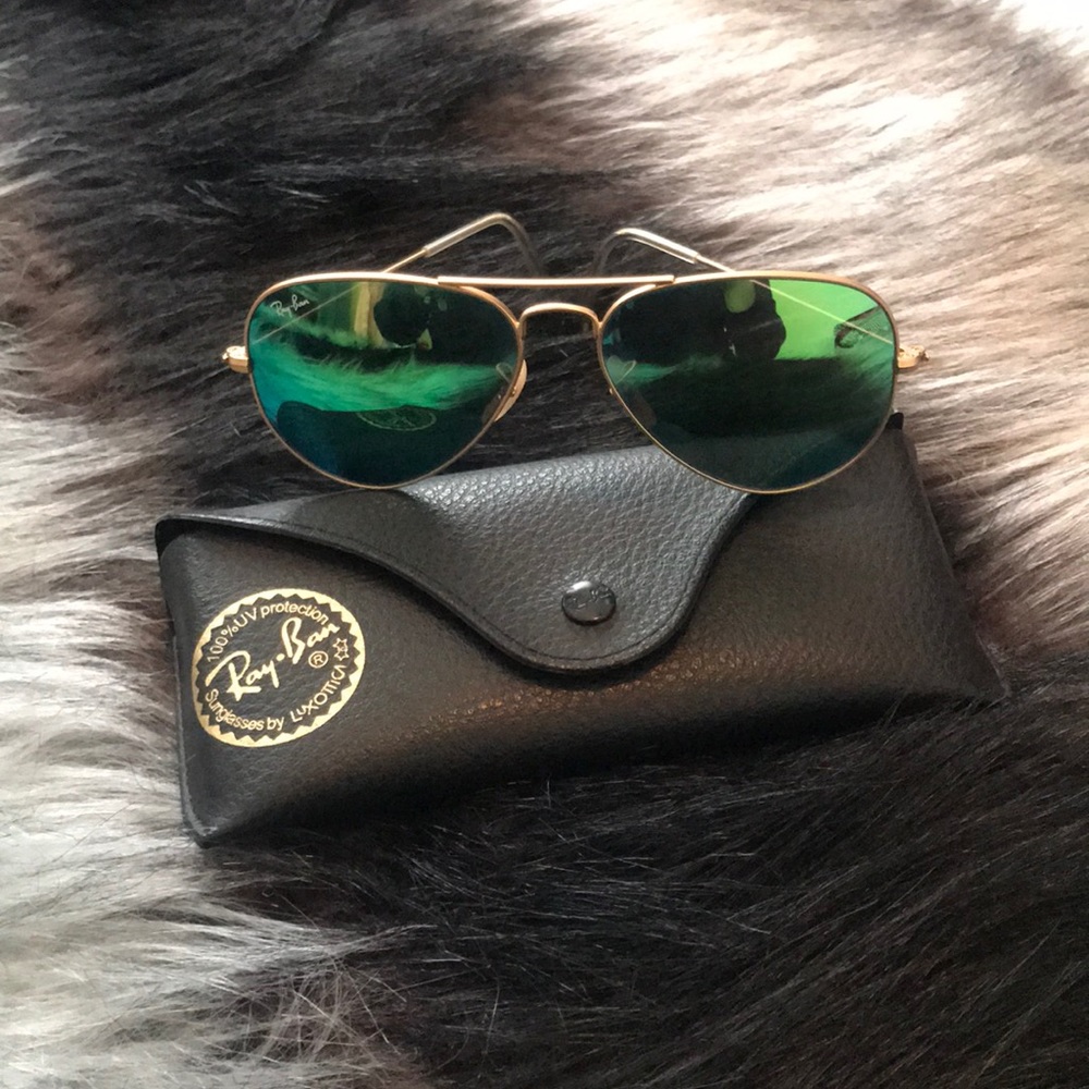 RAYBAN SUNGLASSES RARLEY WORN PERFECT FOR SUMMER